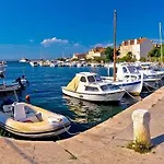 Apartment Nikolina Croatia Adriatic Sea Np Krka Np Kornati Sibenik